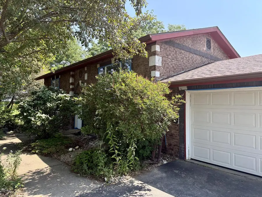 2018 Port Washington ROAD, Grafton, WI 53024 - #3