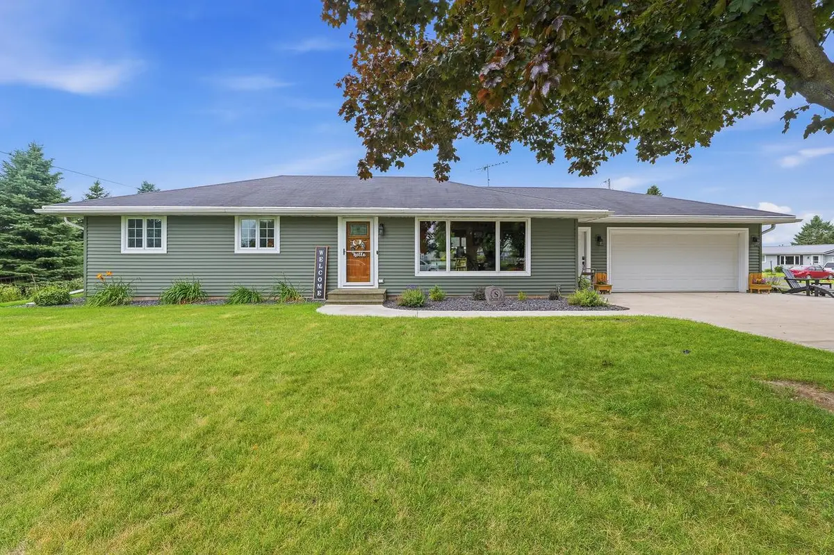 N10470 Meadow LANE, Lomira, WI 53048 - #1