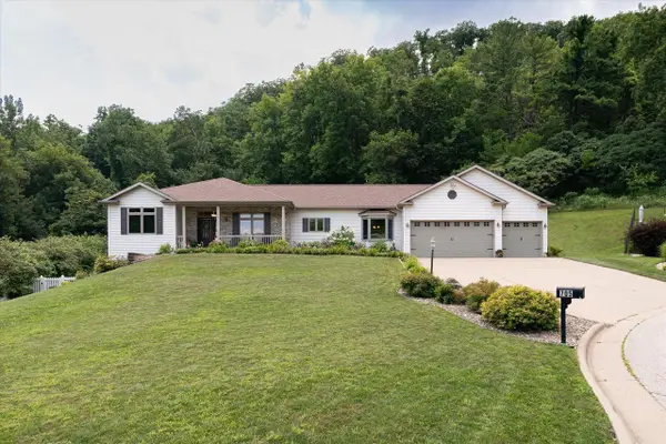 705 12th COURT N, La Crescent, MN 55947