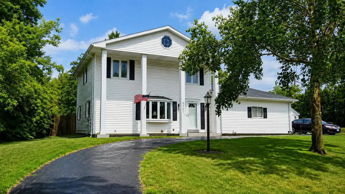 4707 S 81st STREET, Greenfield, WI 53220 - #1