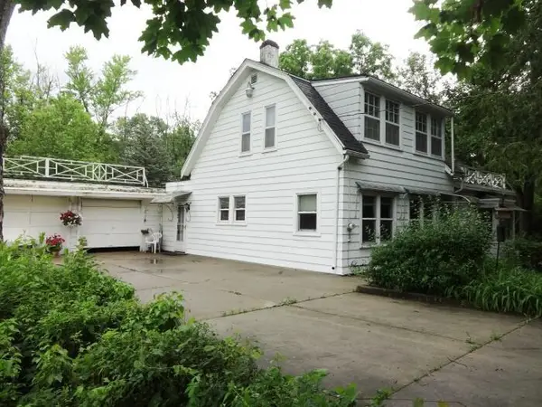 2157 Schuster DRIVE, Beloit, WI 53511