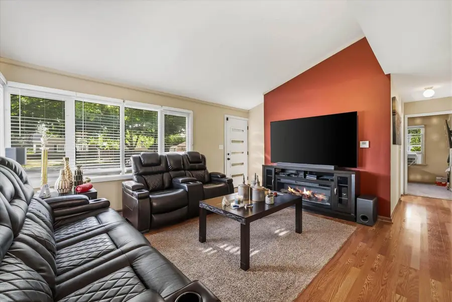 3100 N 82nd STREET, Milwaukee, WI 53222 - #2