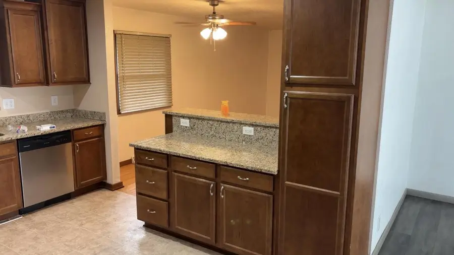 3420 Ivy LANE, Racine, WI 53402 - #3