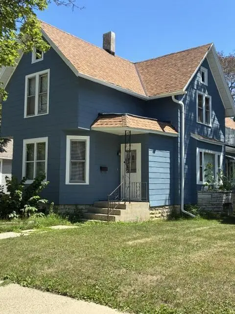 801 Oakland AVENUE, Waukesha, WI 53186 - #1