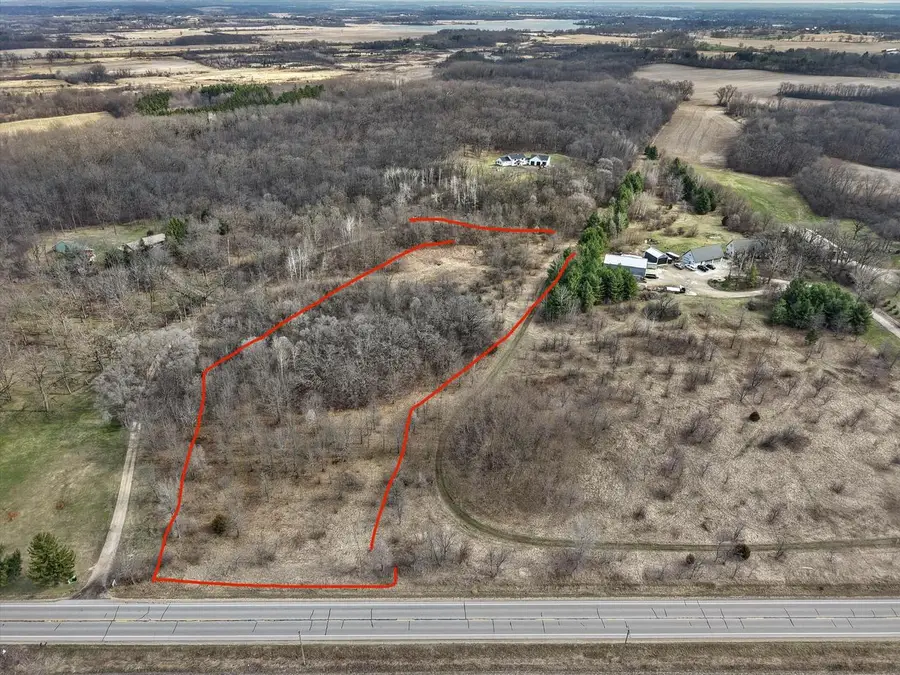 5341 NORTHWEST HIGHWAY, Waterford, WI 53185 - #3
