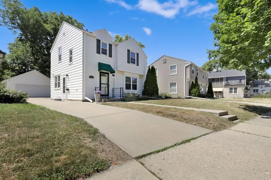 1019 Glenview AVENUE, Wauwatosa, WI 53213 - #2