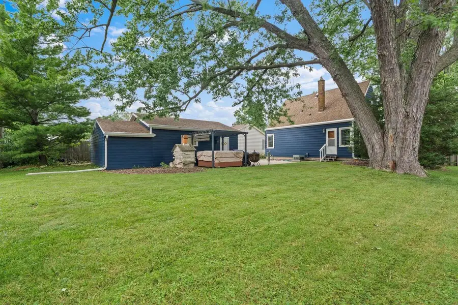 W167N8494 Theodore AVENUE, Menomonee Falls, WI 53051 - #2