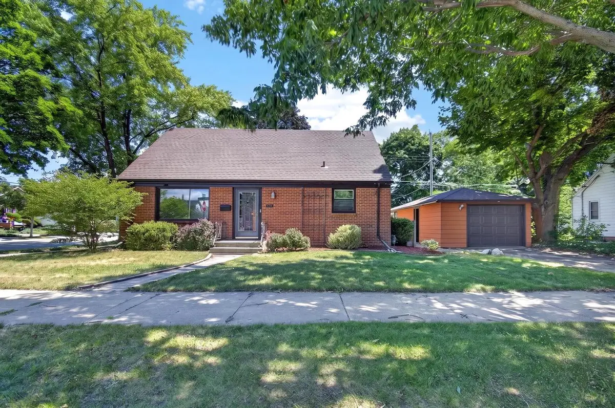 2065 Marquette STREET, Racine, WI 53402 - #1