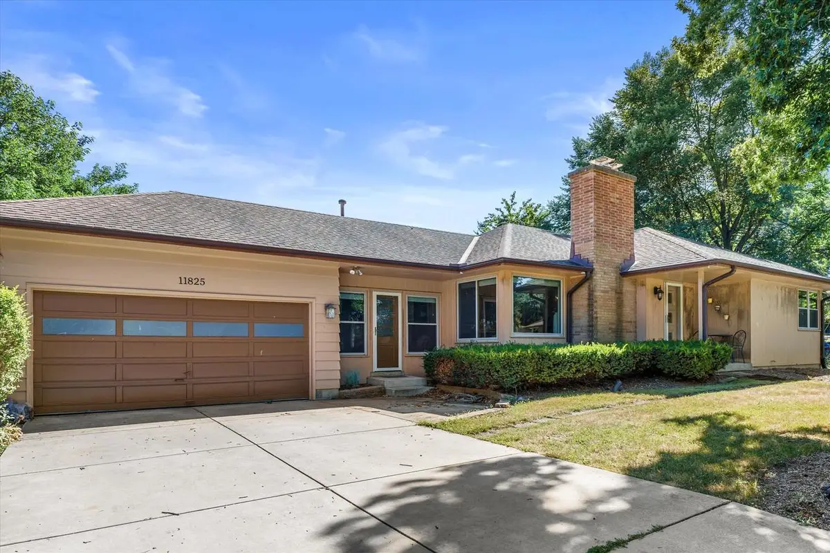 11825 W Elmhurst PARKWAY, Wauwatosa, WI 53226 - #1