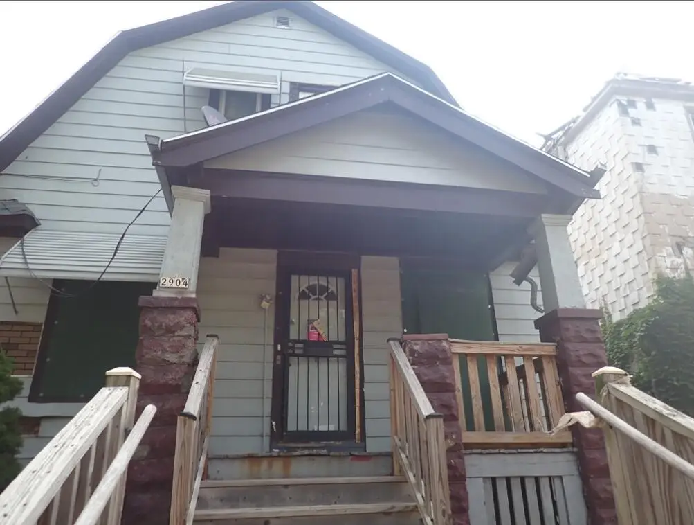 2904 N 28th STREET, Milwaukee, WI 53210 - #1