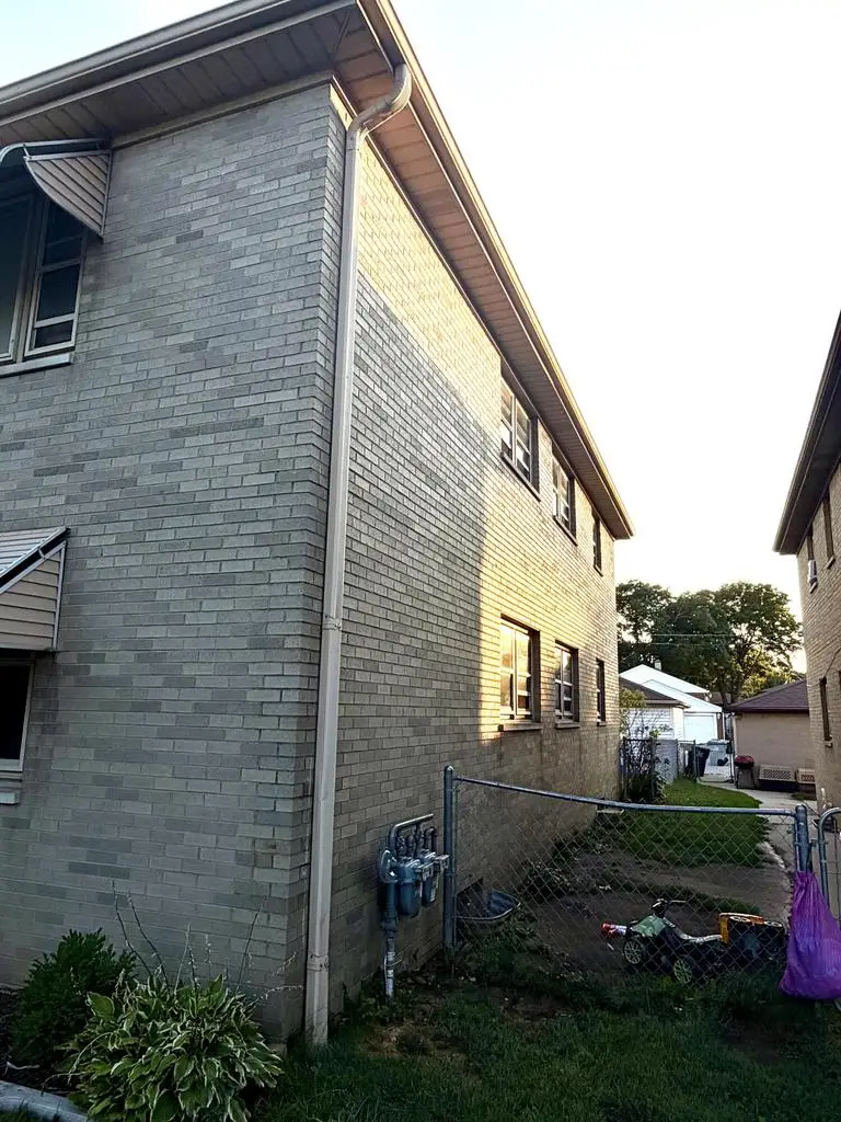 4433-4435 N 68TH STREET, Milwaukee, WI 53218 - #3