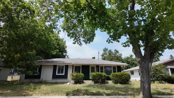 8334 W Denver AVENUE, Milwaukee, WI 53223
