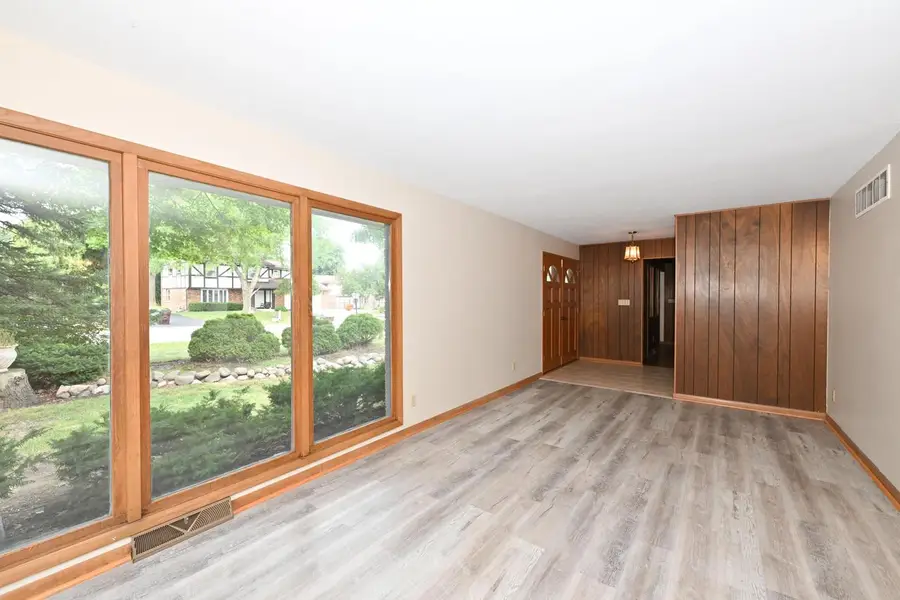 3660 S Joseph ROAD, New Berlin, WI 53151 - #3