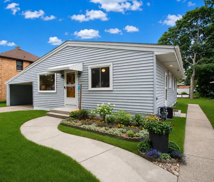 2419 S 81st STREET, Milwaukee, WI 53219 - #3