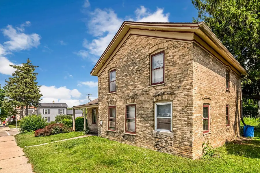 1641 Barton AVENUE, West Bend, WI 53090 - #3