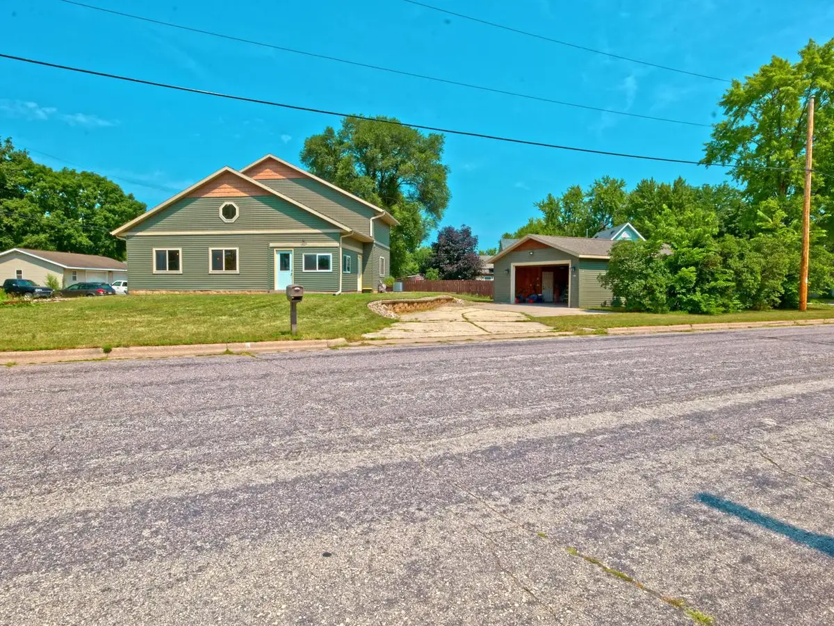 1627 N Salem ROAD, La Crosse, WI 54603 - #1