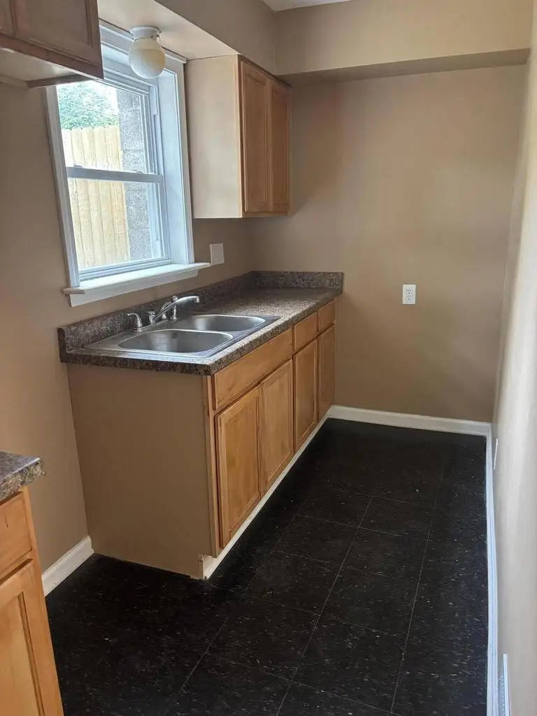 5112 W Center STREET, Milwaukee, WI 53210 - #2