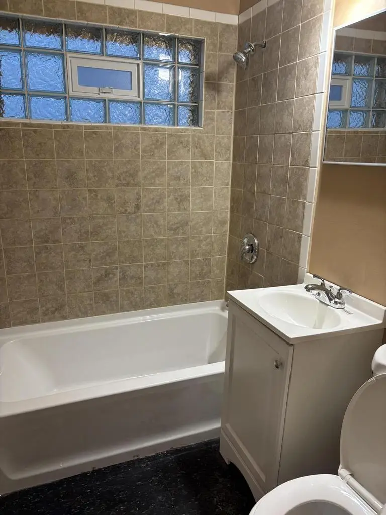 5112 W Center STREET, Milwaukee, WI 53210 - #3