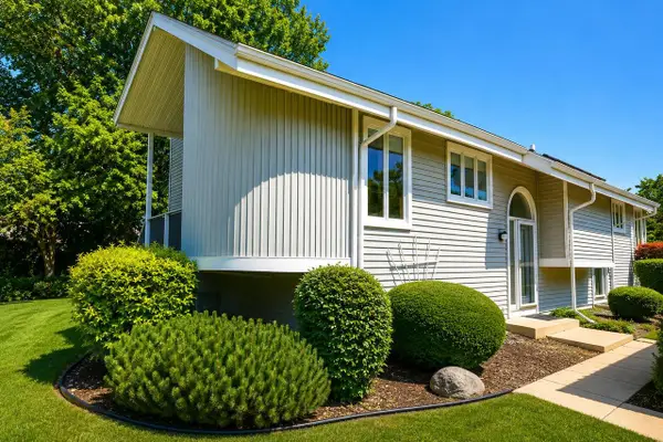 5915 Taylor AVENUE #1, Mount Pleasant, WI 53403