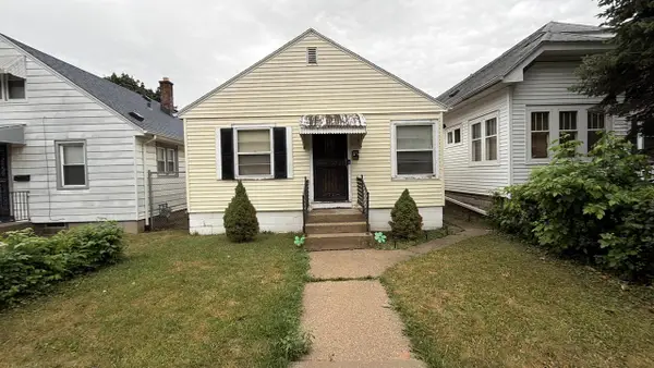 4572 N 37 STREET, Milwaukee, WI 53209