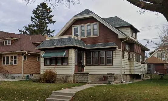 4136 N 21 STREET, Milwaukee, WI 53209