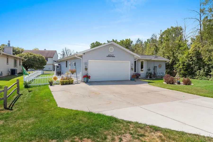 4517 Harvest CIRCLE, Manitowoc, WI 54220 - #2