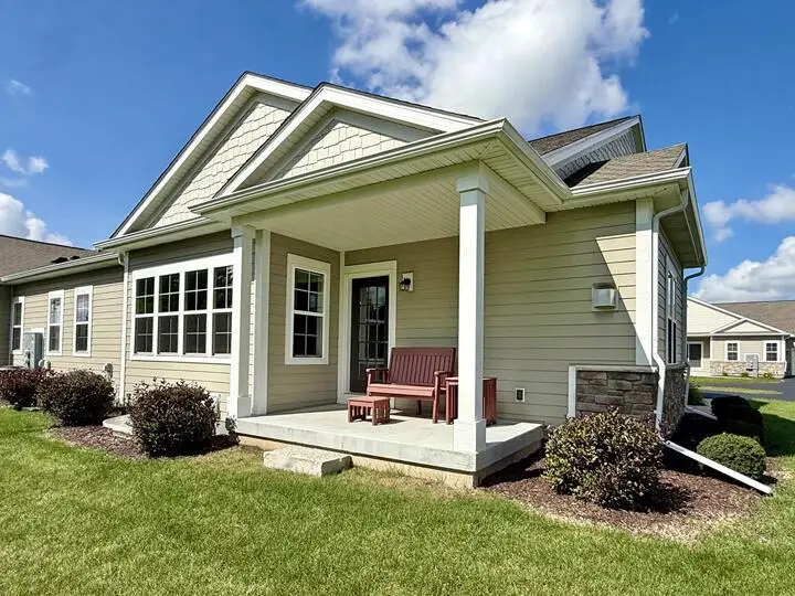 N113W14056 Wrenwood PASS #15, Germantown, WI 53022 - #2