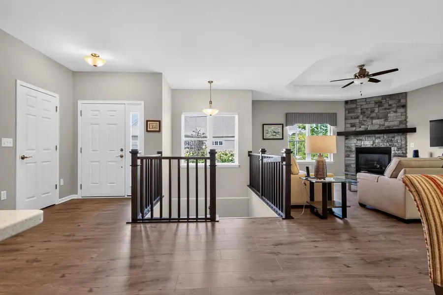 N113W14056 Wrenwood PASS #15, Germantown, WI 53022 - #3