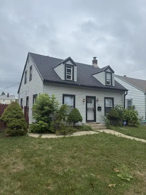 4753 N 19 POINT, Milwaukee, WI 53209 - #1