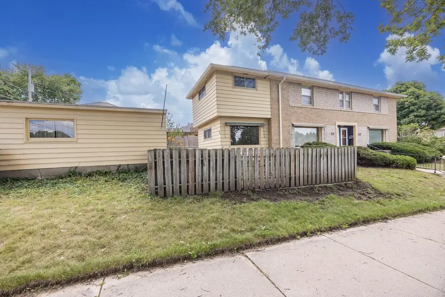 2704 N 84th STREET #2708, Milwaukee, WI 53222 - #3