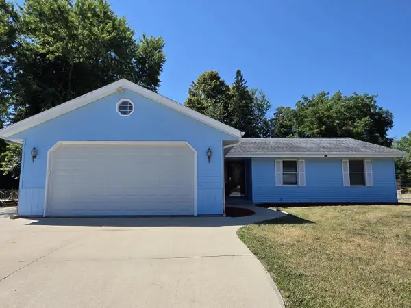 10719 W Calumet ROAD, Milwaukee, WI 53224