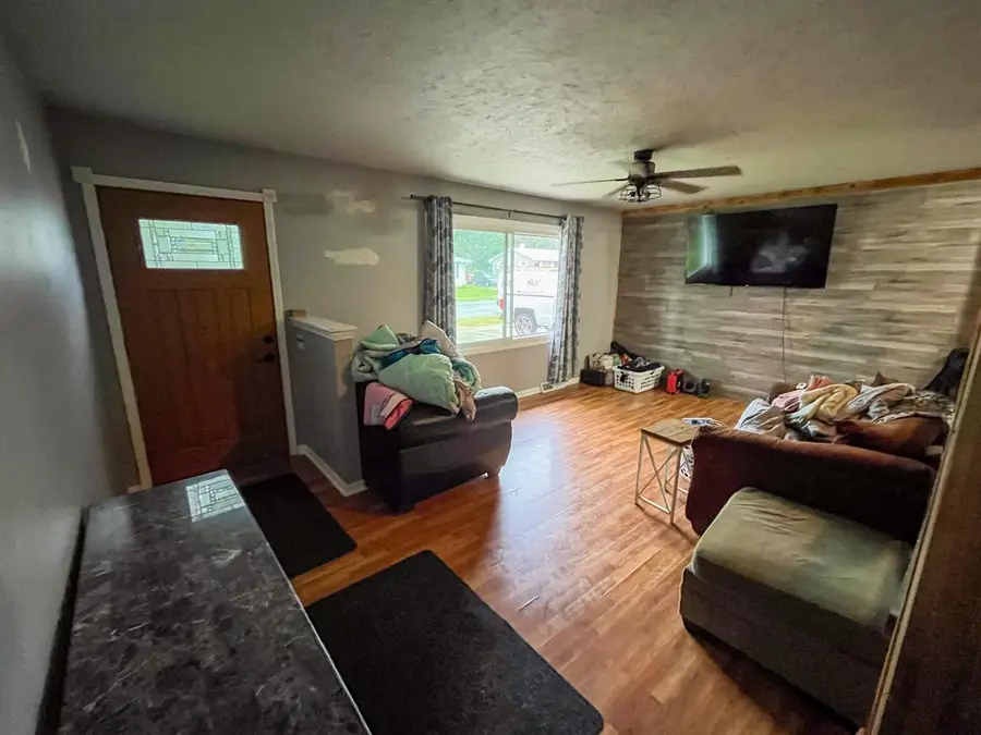 36 Edward AVENUE, Edgerton, WI 53534 - #3