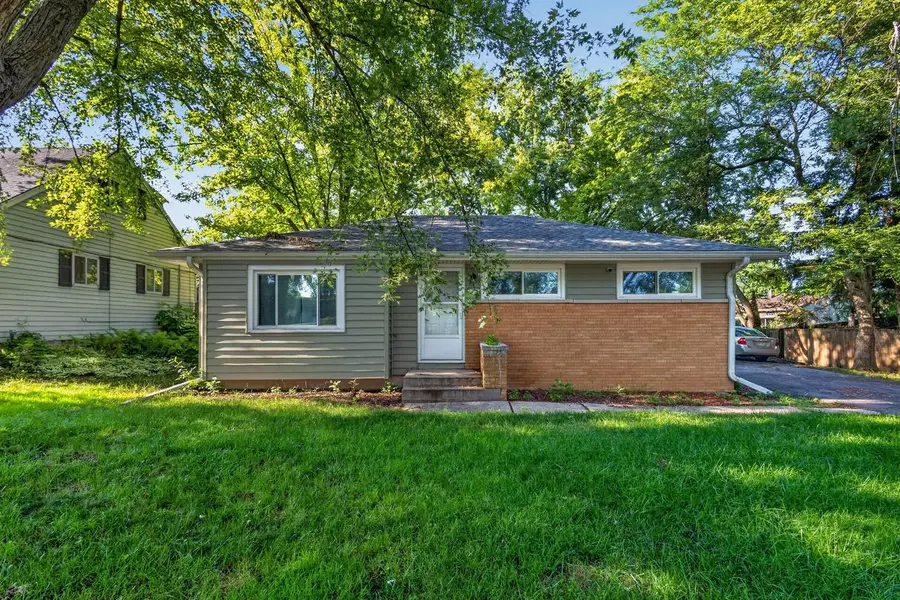 5222 W Hemlock ROAD, Milwaukee, WI 53223 - #2