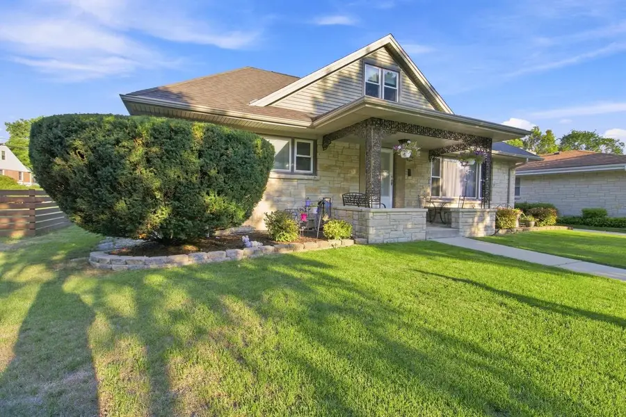 10727 W Grantosa DRIVE, Wauwatosa, WI 53222 - #3