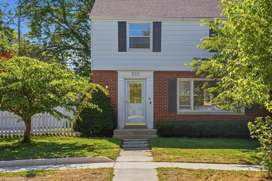 5331 N Lydell AVENUE, Glendale, WI 53217 - #2