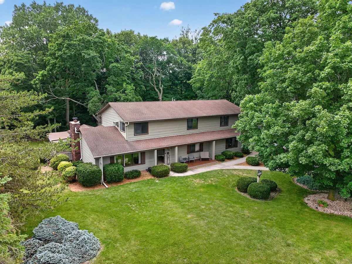 3420 Taurus DRIVE, Racine, WI 53406 - #1
