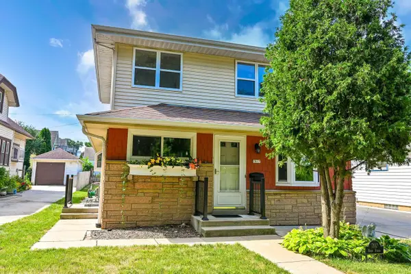 7817 W Mt. Vernon AVENUE, Milwaukee, WI 53213