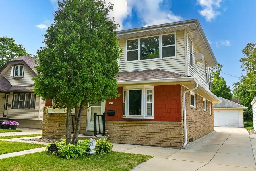 7817 W Mt. Vernon AVENUE, Milwaukee, WI 53213 - #3