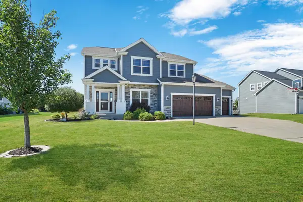 N60W13839 Weyerhaven DRIVE, Menomonee Falls, WI 53051