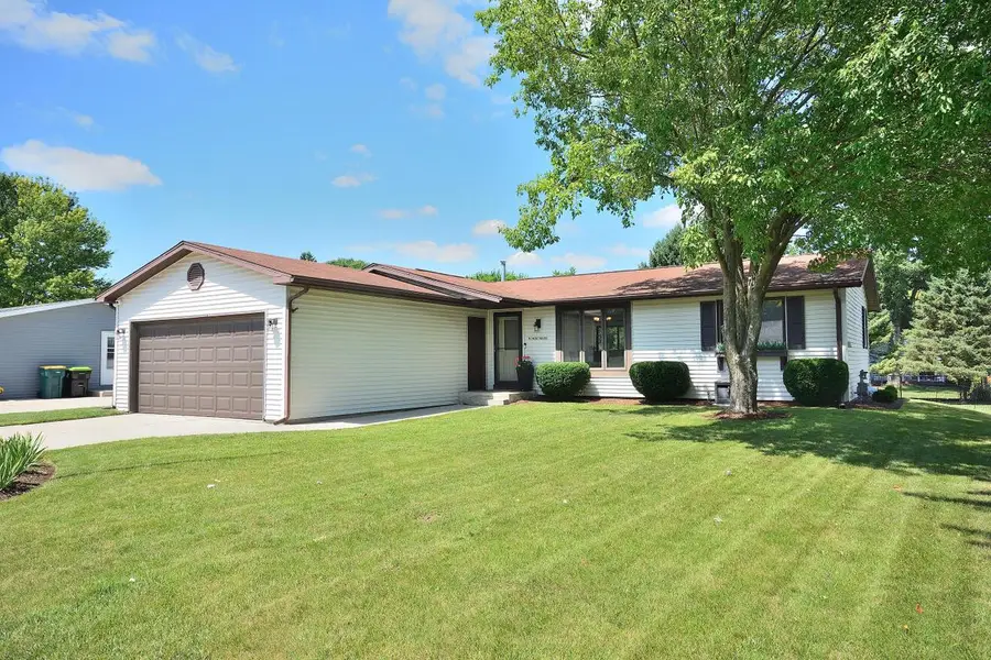 N160W19520 Clover LANE, Jackson, WI 53037 - #2