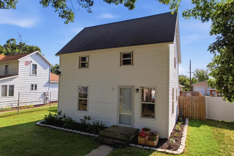 415 S L STREET, Sparta, WI 54656 - #2