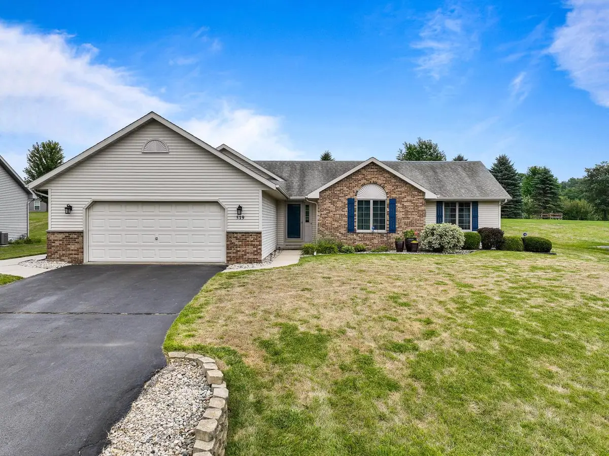 519 Danielson DRIVE, Darien, WI 53114 - #1
