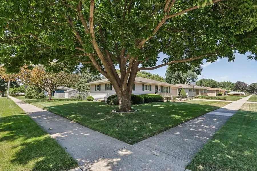 1005 N Sumac Drive, Janesville, WI 53545 - #3