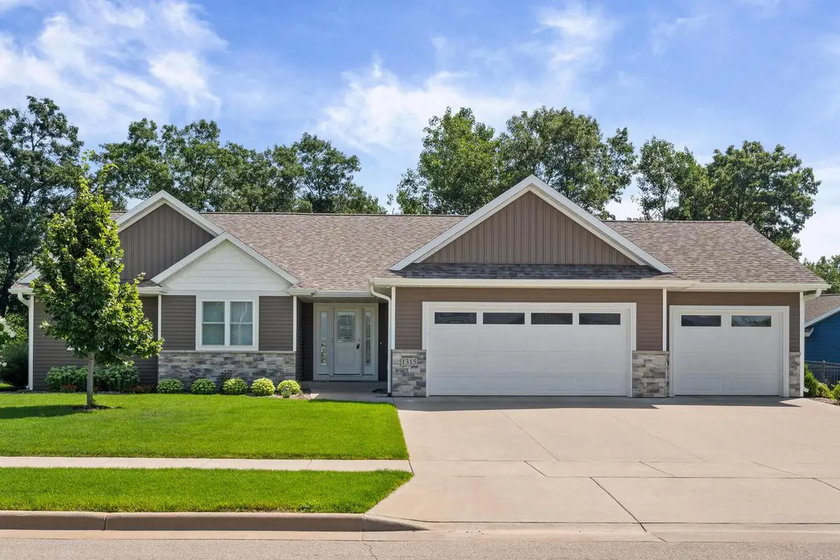 1315 Bridger DRIVE, Holmen, WI 54636 - #1