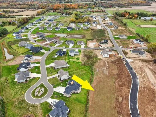 Lt76 RED HOLLY DRIVE, Germantown, WI 53022