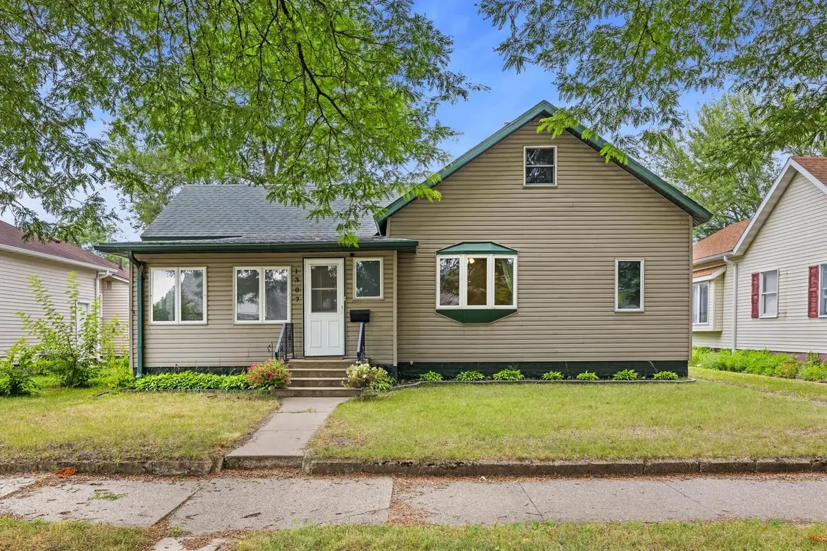 1307 Kane STREET, La Crosse, WI 54603 - #1