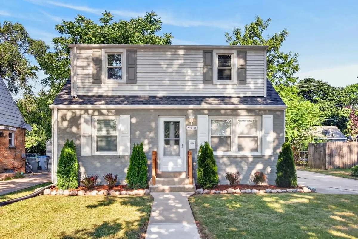 5410 N 54th STREET, Milwaukee, WI 53218 - #1