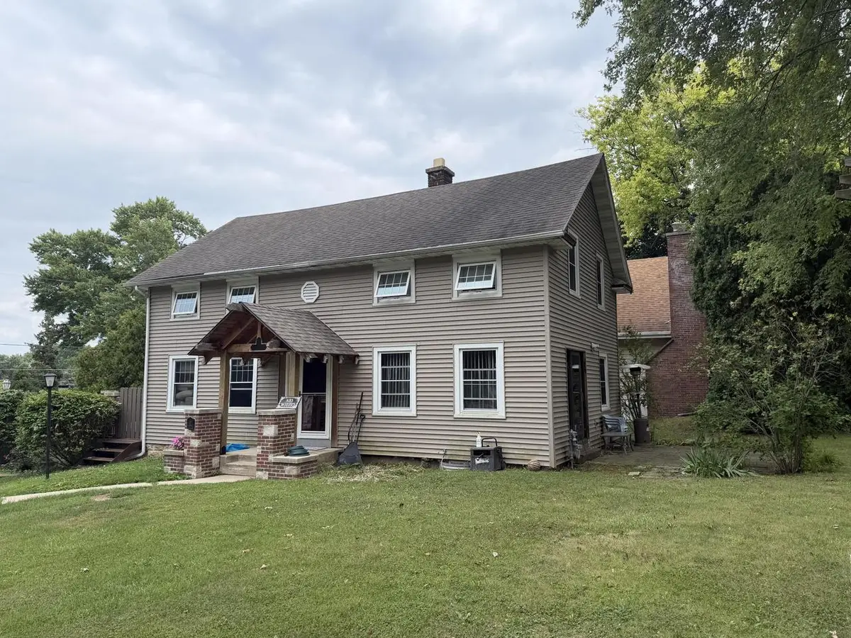N85W16295 Arthur AVENUE, Menomonee Falls, WI 53051 - #1