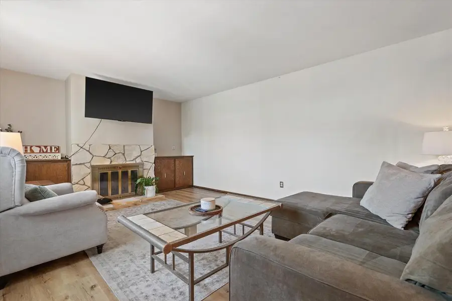 16250 W Coachlight DRIVE, New Berlin, WI 53151 - #2