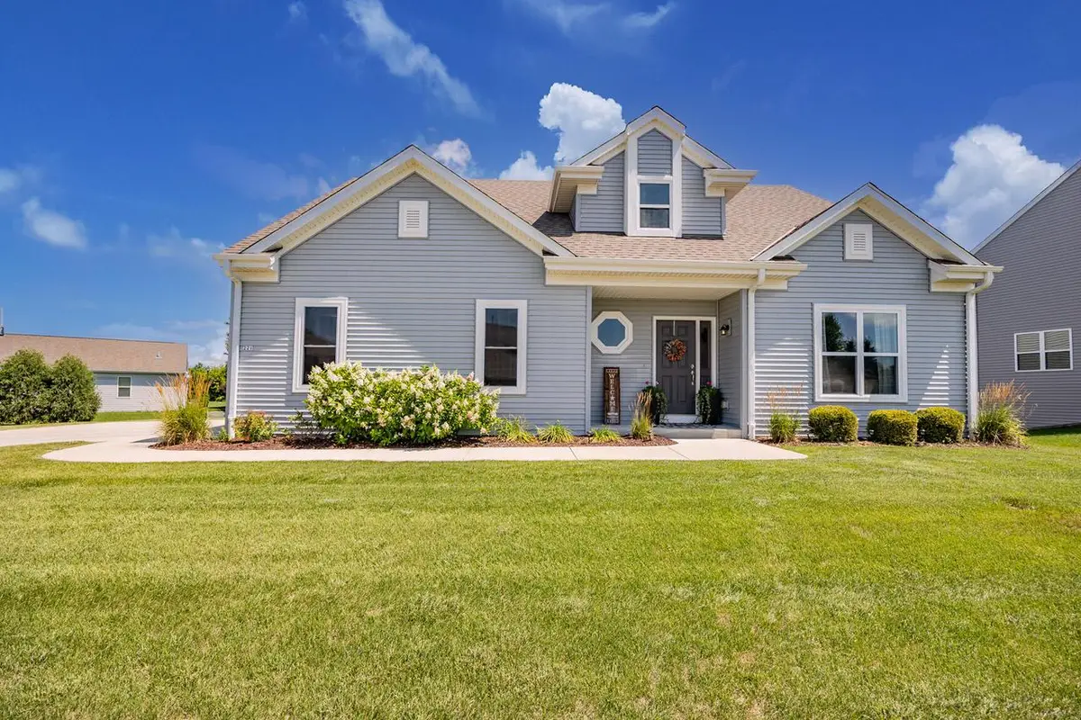 221 Arbor Point AVENUE, West Bend, WI 53095 - #1